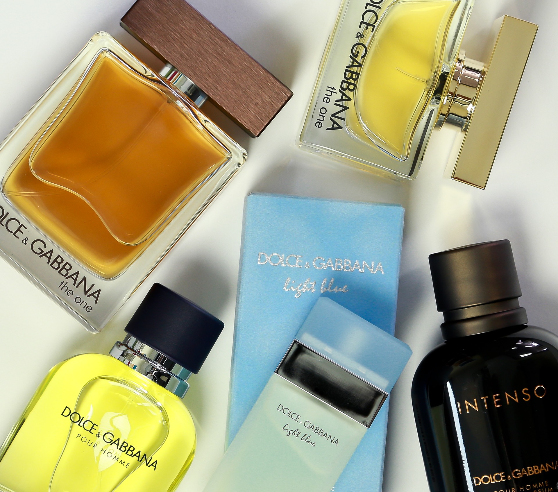 Branded Perfumes & Fragrance Products- All International Brands at GM  Trading, Inc, We offer packed range in wholesale.